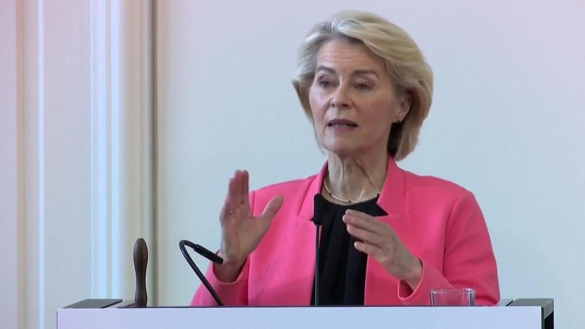EU needs to delay social media access for children - von der Leyen