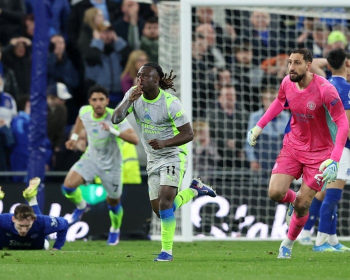 Manchester City’s wild draw at Everton hands Arsenal title edge despite late Doku strike