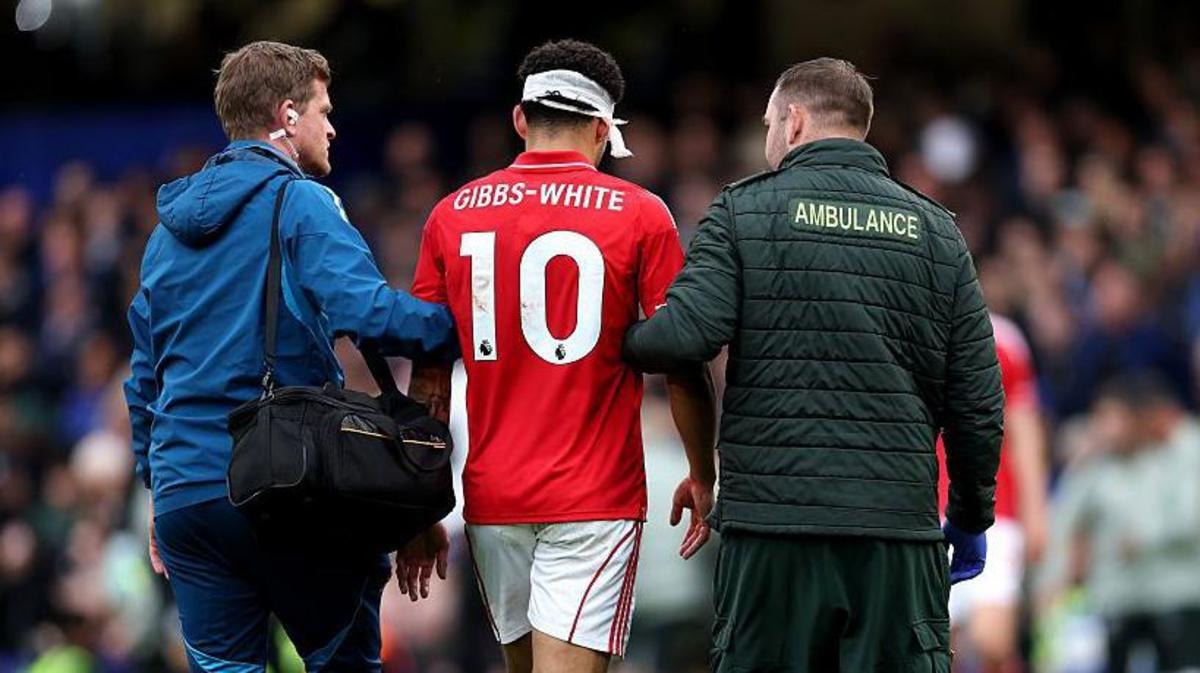 Is Gibbs-White favourite to start as England's number 10 at World Cup? - foto 2