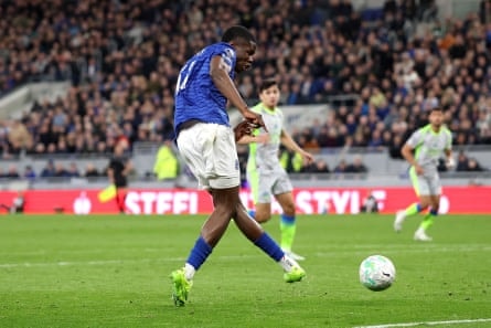 Manchester City’s wild draw at Everton hands Arsenal title edge despite late Doku strike - foto 4