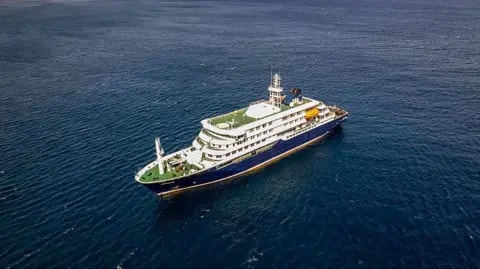 Three dead in suspected virus outbreak on Atlantic cruise ship - foto 2