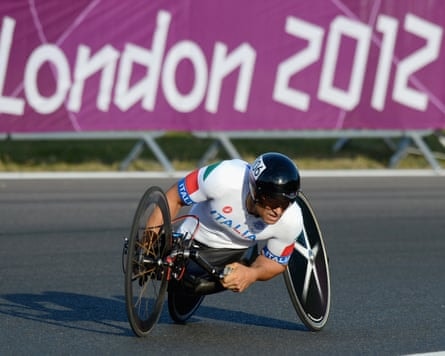 Alex Zanardi, former F1 driver and Paralympic champion, dies at 59 - foto 2