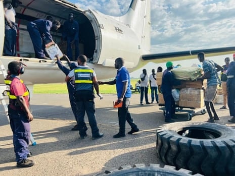 BAE faces £120m lawsuit over decision to scrap support for aid aircraft - foto 2