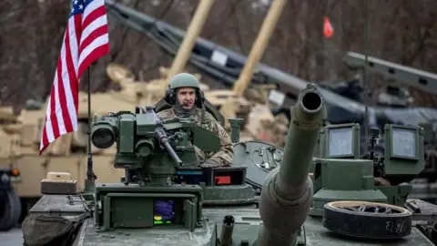 Germany says US troop withdrawal 'foreseeable' as Trump warns of more 'cuts' - foto 2