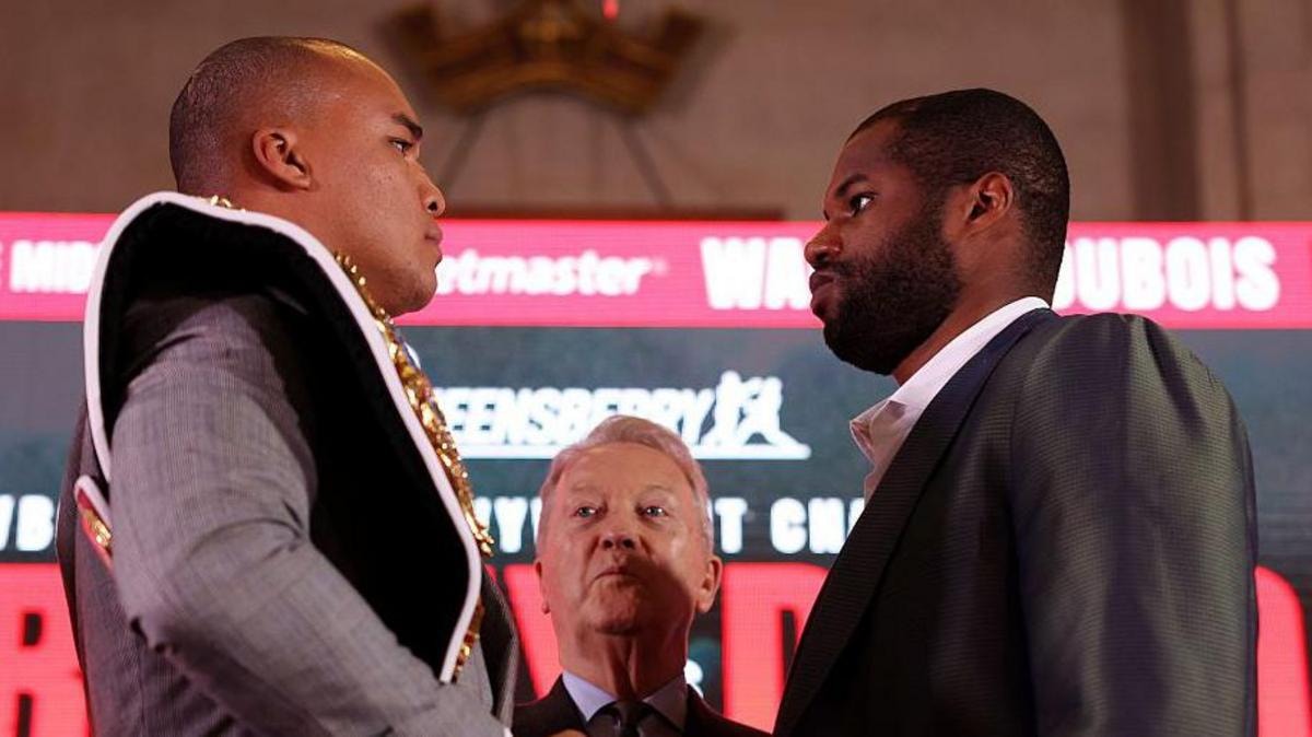 Usyk helping Joshua plot path to beat Fury - foto 3